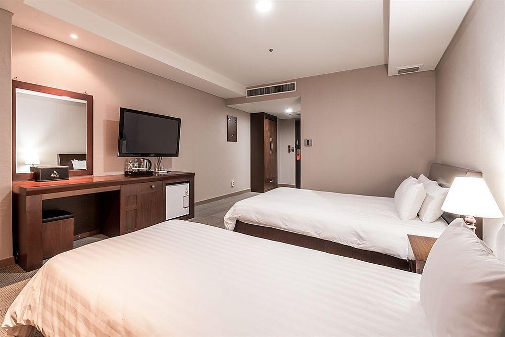 New Hilltop Hotel Seoul Eksteriør bilde